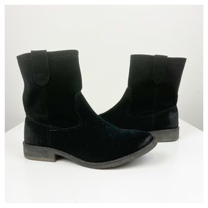 Zigi Soho Cannoli Black Suede Boots Size 7.5